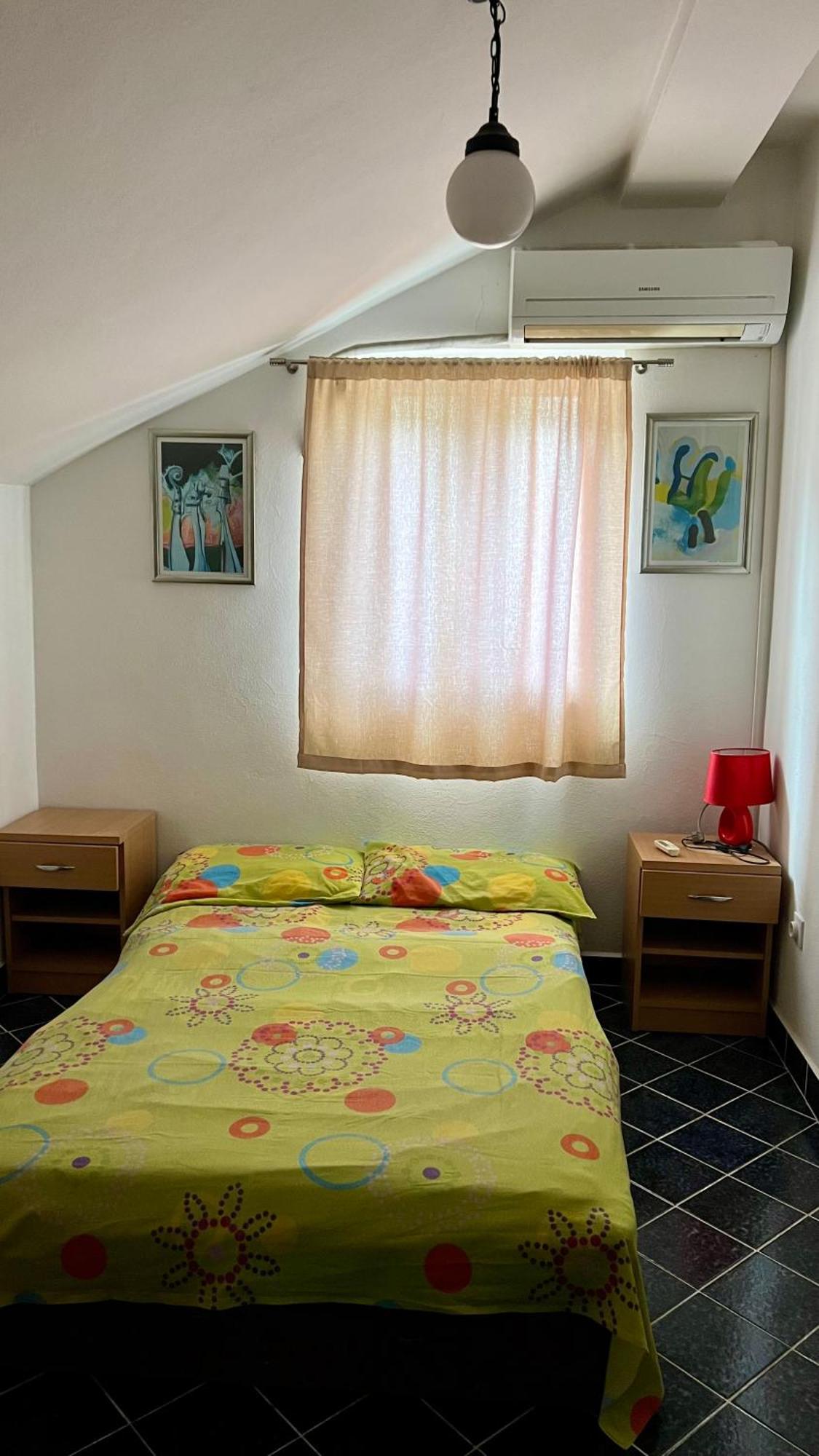 Apartments Holiday Будва Екстер'єр фото