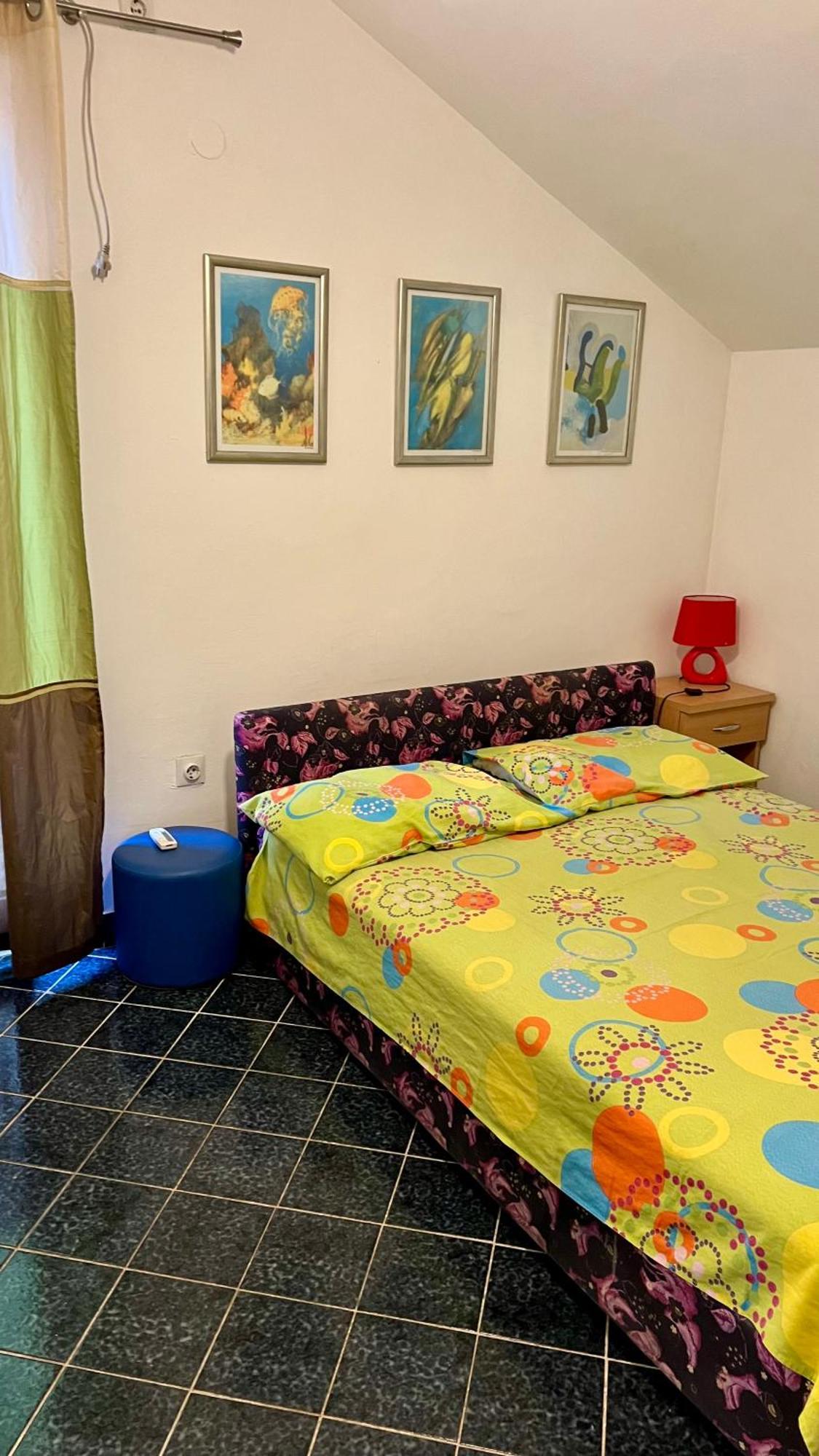 Apartments Holiday Будва Екстер'єр фото