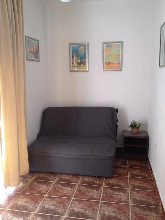 Apartments Holiday Будва Екстер'єр фото