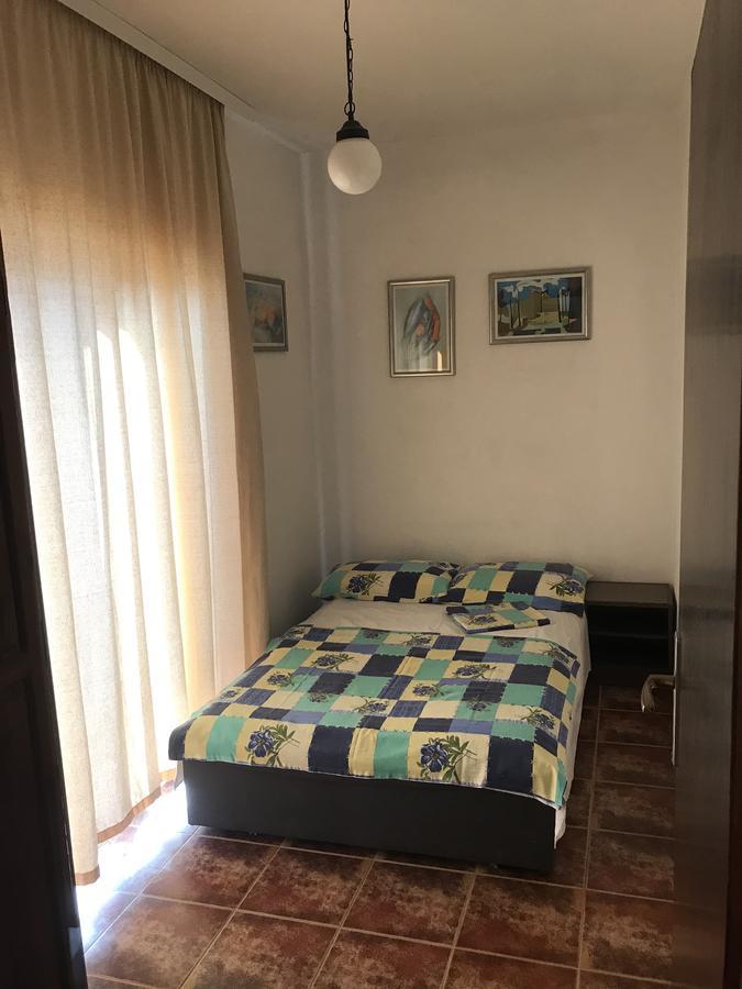 Apartments Holiday Будва Екстер'єр фото